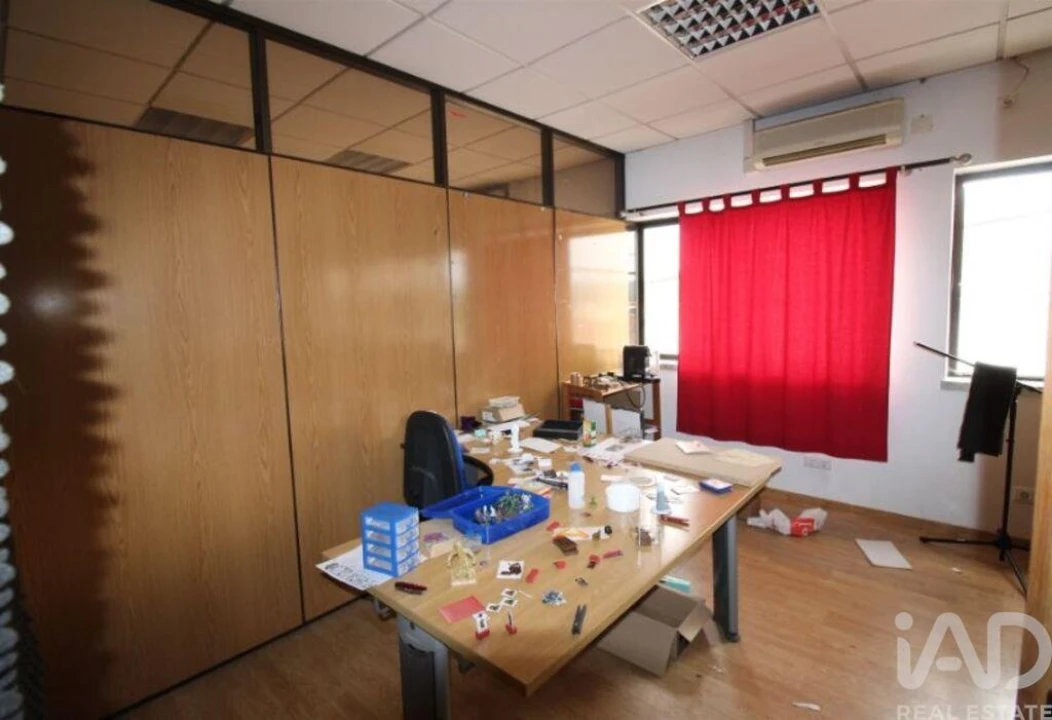 Armazém para Venda em Parceiros e Azoia Foto 4