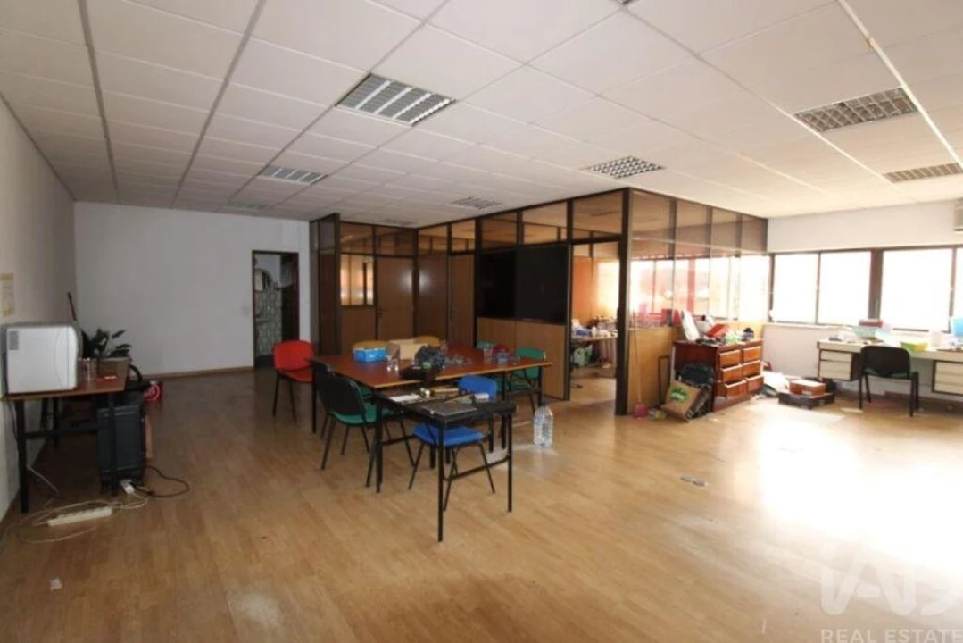 Armazém para Venda em Parceiros e Azoia Foto 6