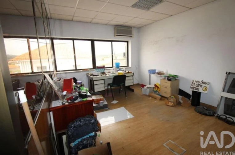 Armazém para Venda em Parceiros e Azoia Foto 5