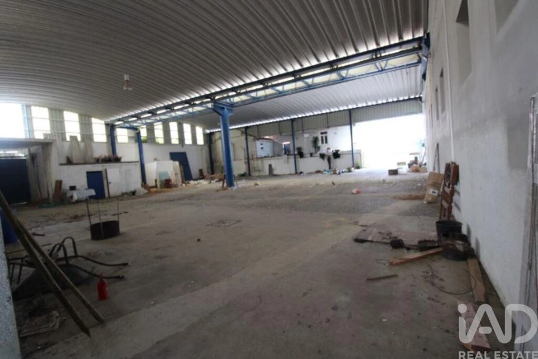 Armazém para Venda em Parceiros e Azoia Foto 17