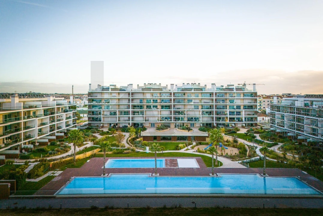 Apartamento T4 para Venda em Alcochete Foto 1