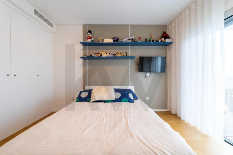 Apartamento T4 para Venda em Alcochete Foto 7