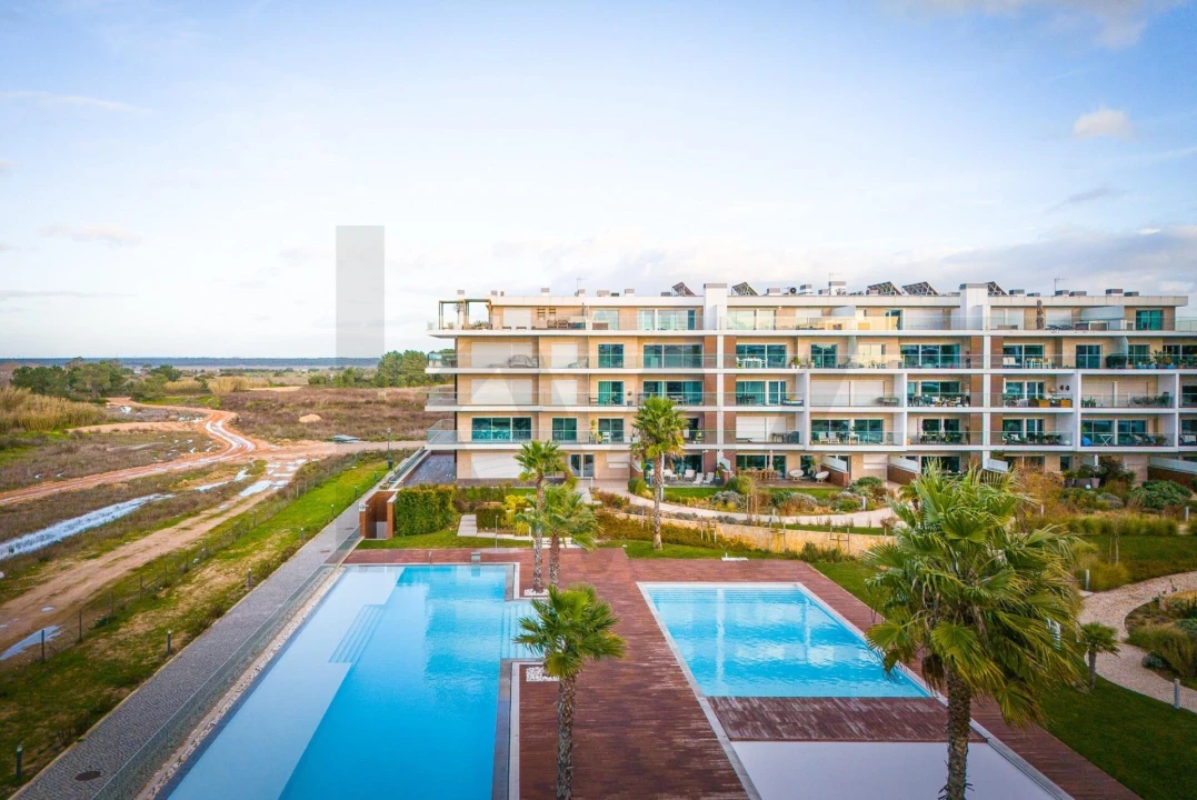 Apartamento T4 para Venda em Alcochete Foto 2