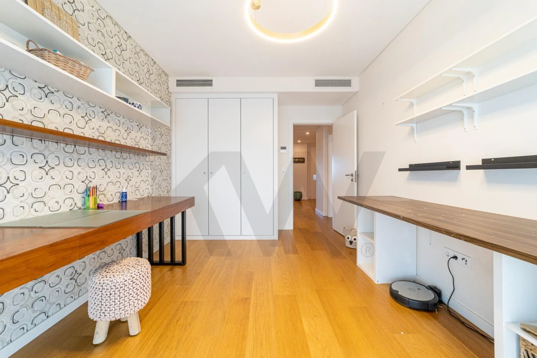 Apartamento T4 para Venda em Alcochete Foto 10