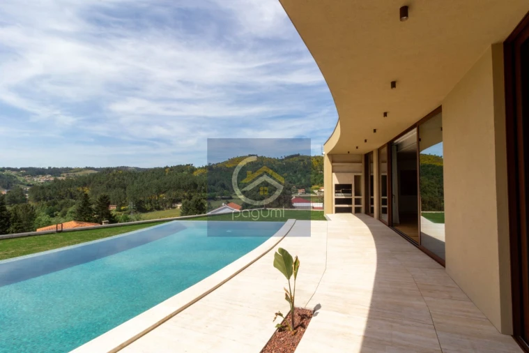 Moradia T3 para Venda em Gondar Foto 51