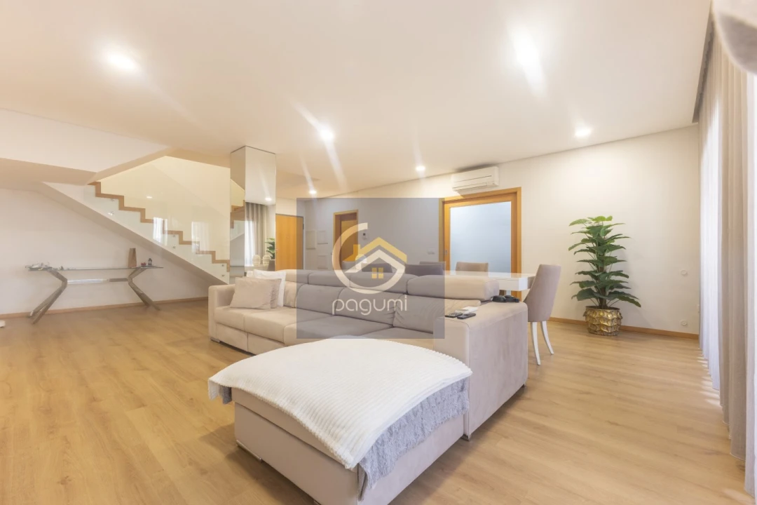 Apartamento T3 para Venda em Paredes Foto 5