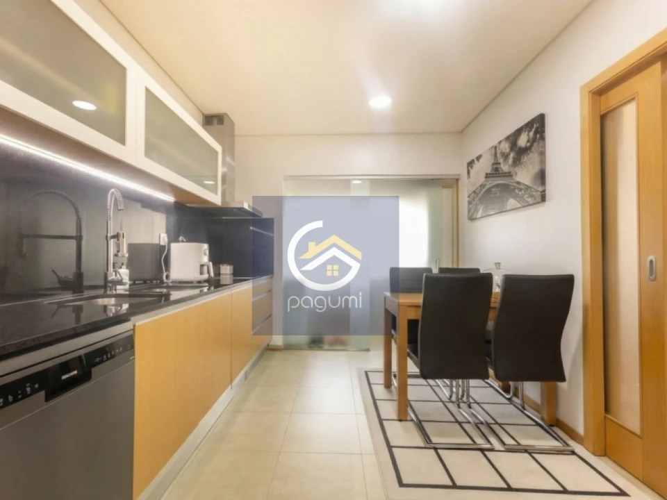 Apartamento T3 para Venda em Paredes Foto 4