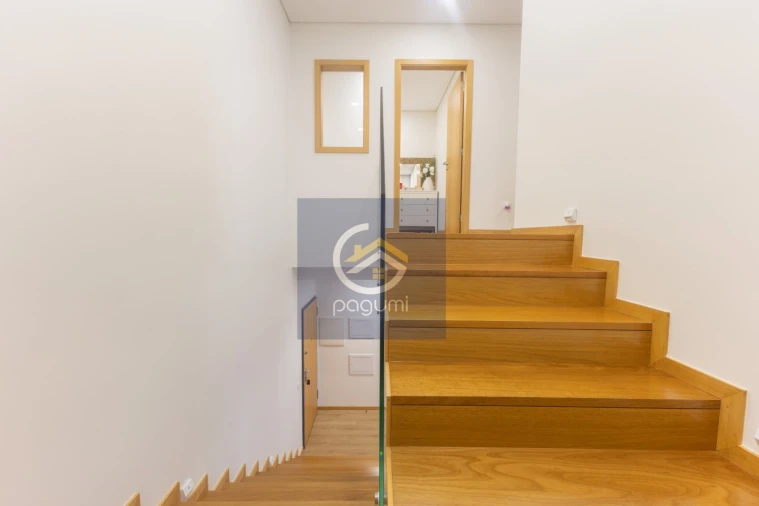 Apartamento T3 para Venda em Paredes Foto 30