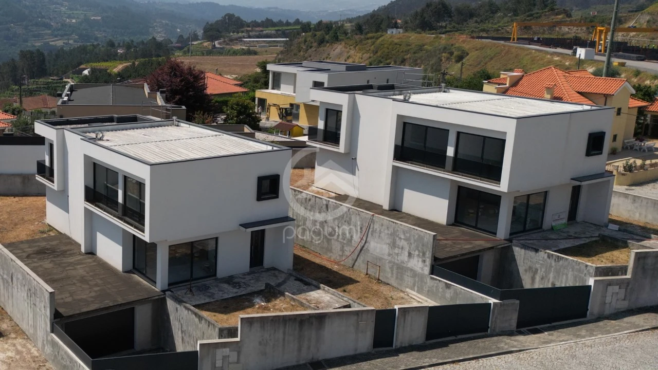 Moradia T3 para Venda em Amarante (São Gonçalo), Madalena, Cepelos e Gatão Foto 10