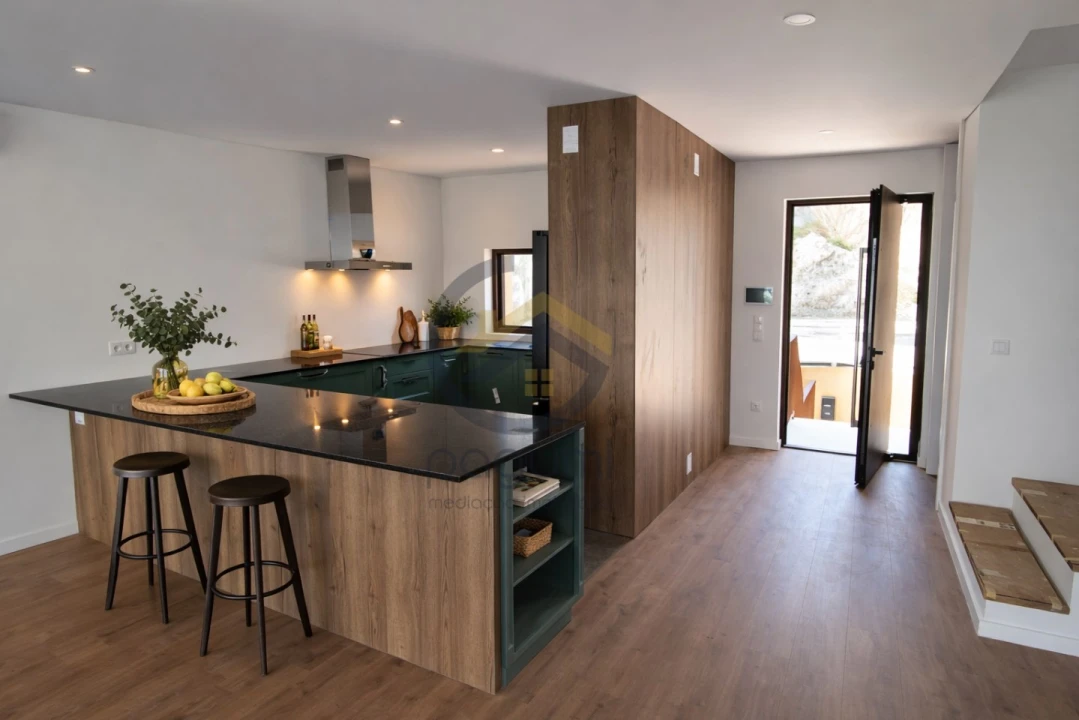 Moradia T3 para Venda em Cristelos, Boim e Ordem Foto 5