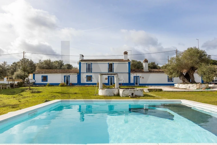 Quinta T5 para Venda em São Bento do Mato