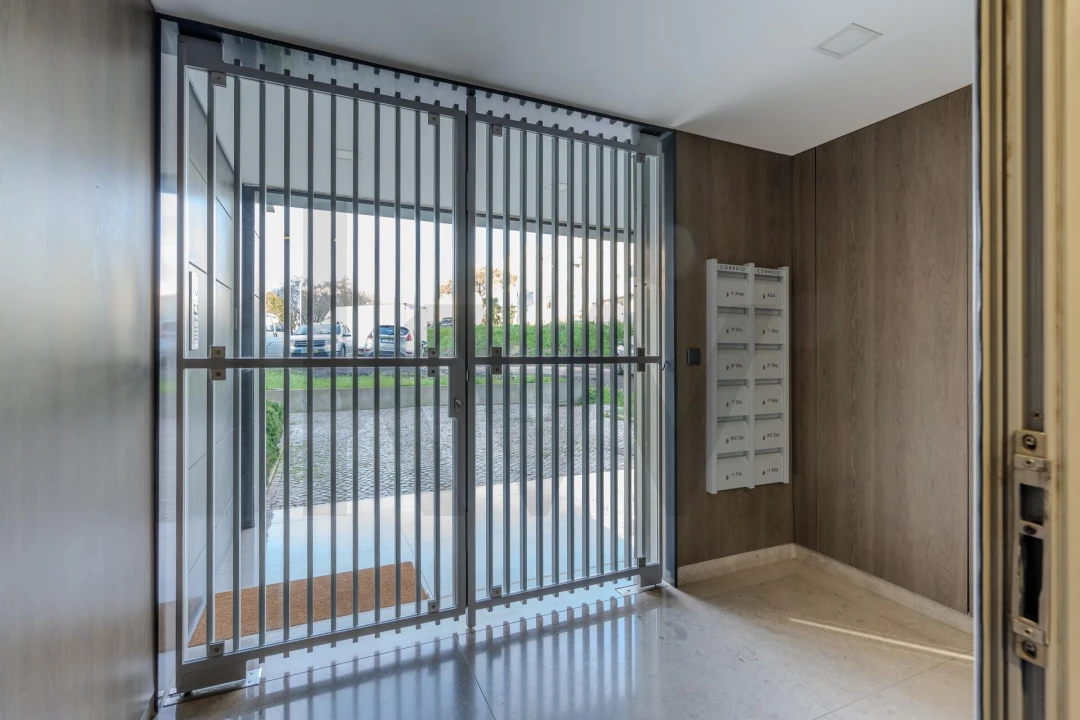 Apartamento T3 para Venda em Algés, Linda-A-Velha e Cruz Quebrada-Dafundo Foto 37