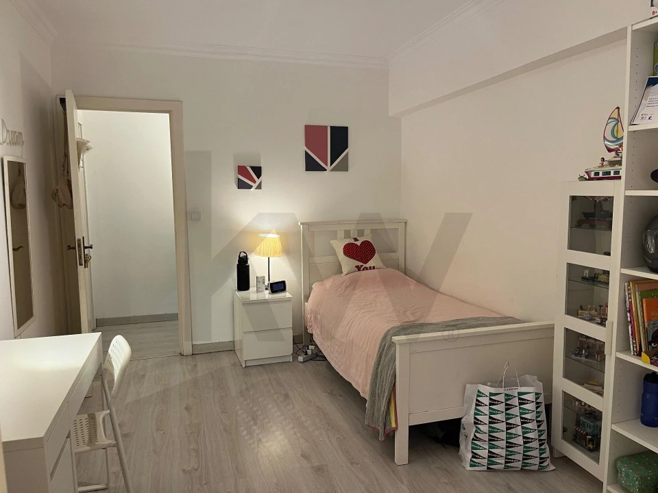 Apartamento T3 para Venda em Massamá e Monte Abraão Foto 17