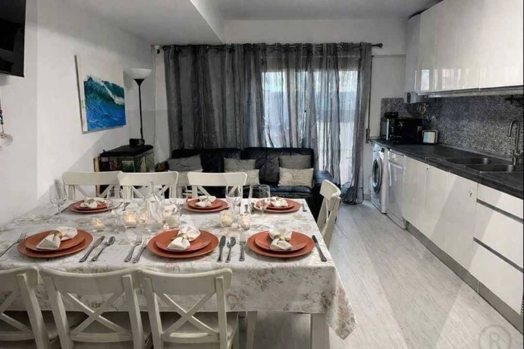 Apartamento T3 para Venda em Massamá e Monte Abraão Foto 1