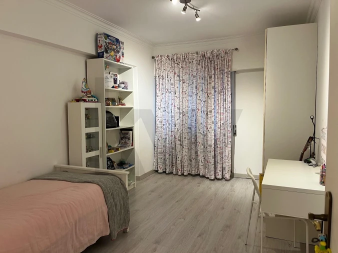 Apartamento T3 para Venda em Massamá e Monte Abraão Foto 18