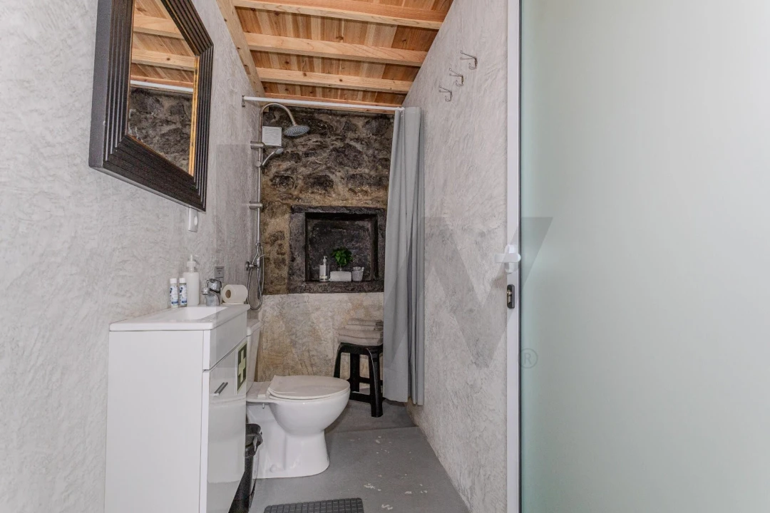 Moradia T2 para Venda em Nordeste Foto 15