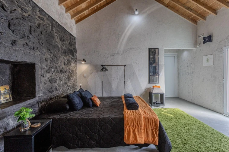 Moradia T2 para Venda em Nordeste Foto 30