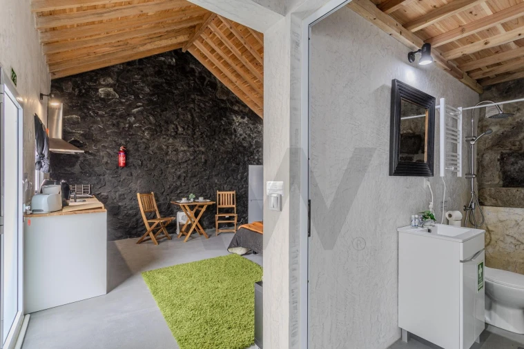 Moradia T2 para Venda em Nordeste Foto 3