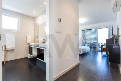 Apartamento T4 para Venda em Carcavelos e Parede