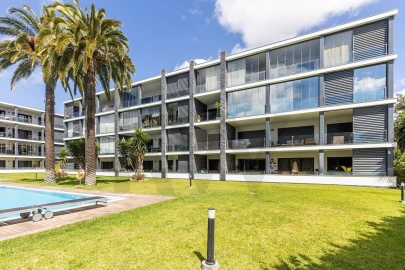 Apartamento T4 para Venda em Carcavelos e Parede