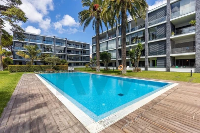 Apartamento T4 para Venda em Carcavelos e Parede