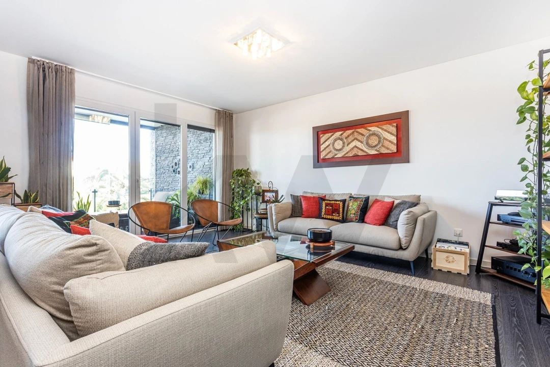 Apartamento T4 para Venda em Carcavelos e Parede Foto 7