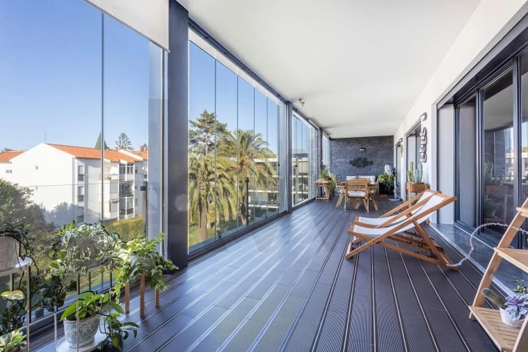 Apartamento T4 para Venda em Carcavelos e Parede Foto 12