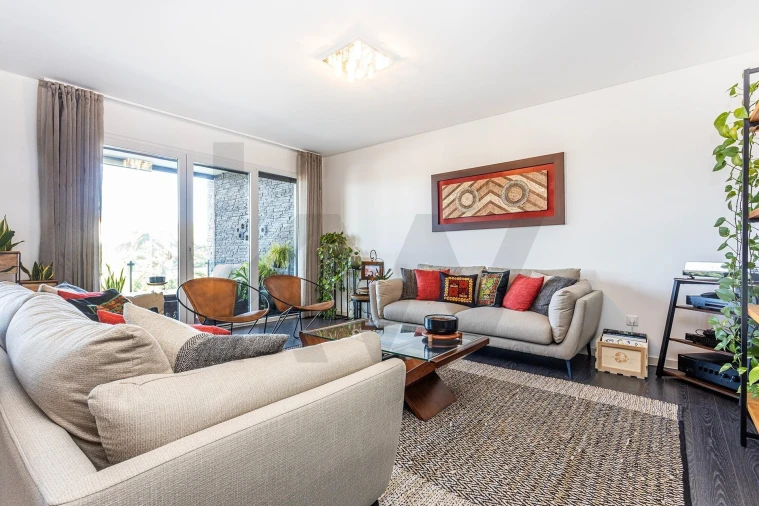 Apartamento T4 para Venda em Carcavelos e Parede Foto 7