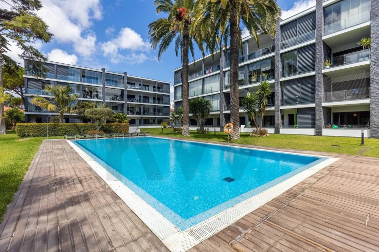 Apartamento T4 para Venda em Carcavelos e Parede Foto 14