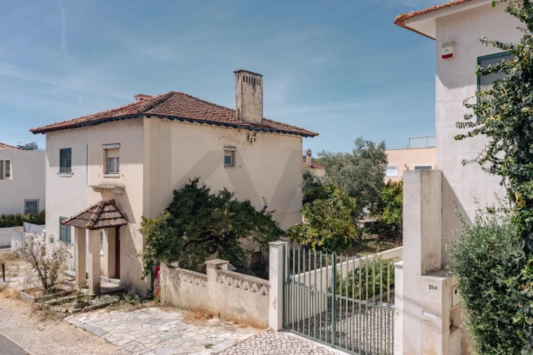 Moradia T4 para Venda em Olivais Foto 7