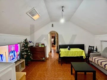 Moradia T4 para Venda em Fernao Ferro