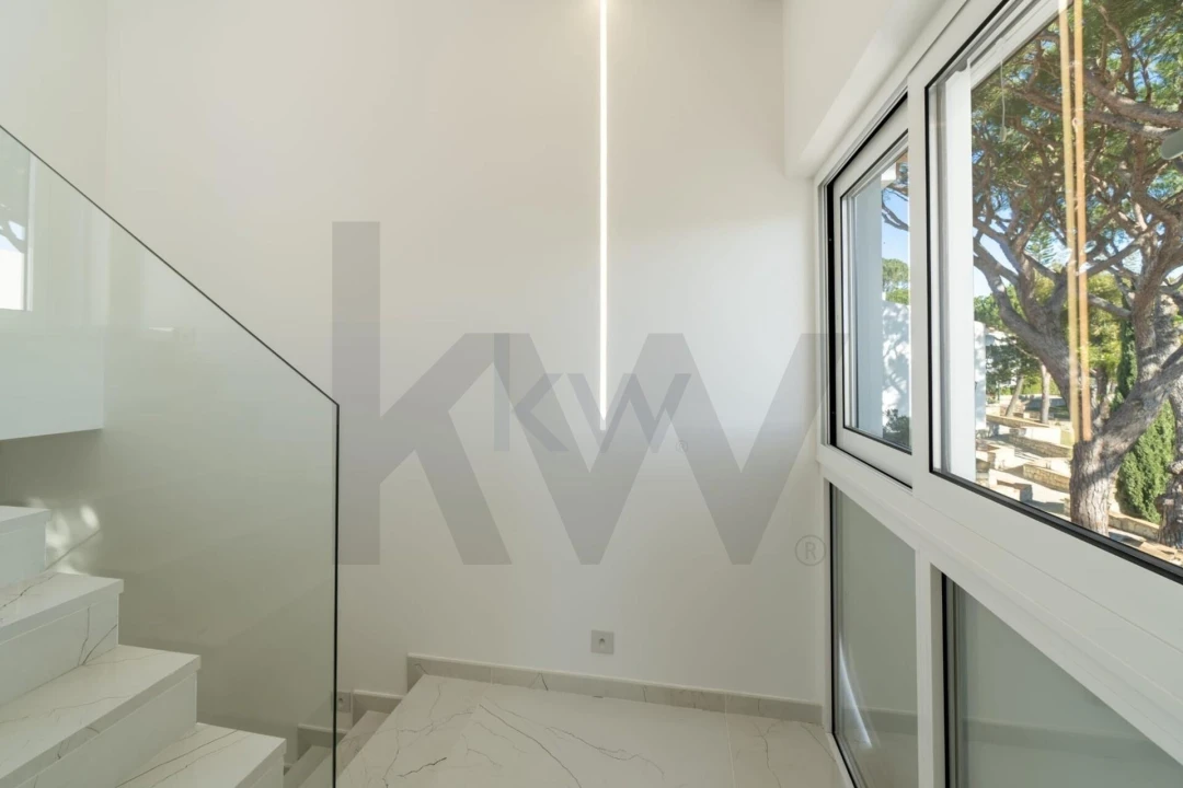 Moradia T3 para Arrendamento em Almancil Foto 31