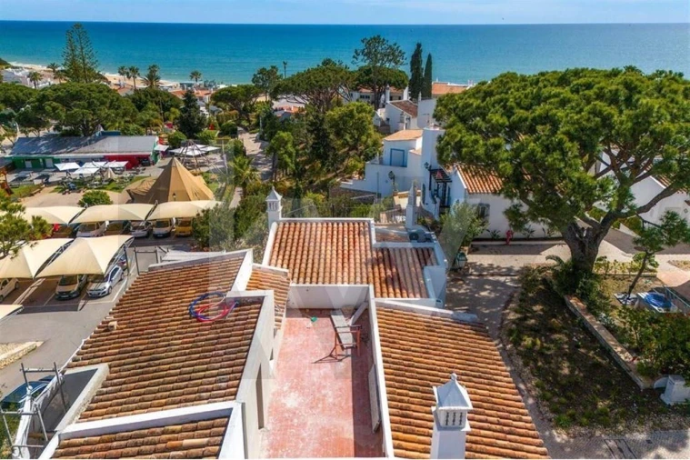 Moradia T3 para Arrendamento em Almancil Foto 37