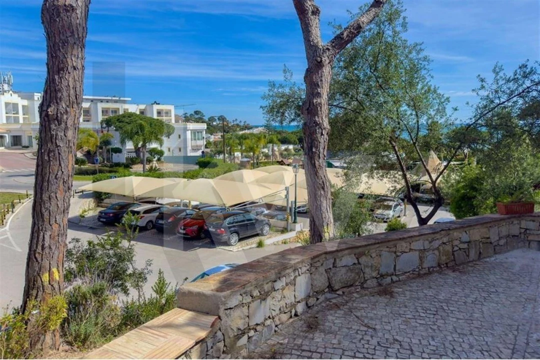 Moradia T3 para Arrendamento em Almancil Foto 34