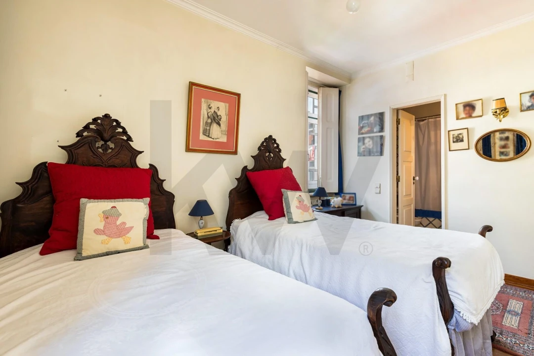 Moradia T6 para Venda em Carcavelos e Parede Foto 17