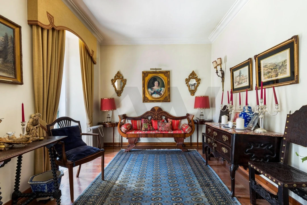 Moradia T6 para Venda em Carcavelos e Parede Foto 8