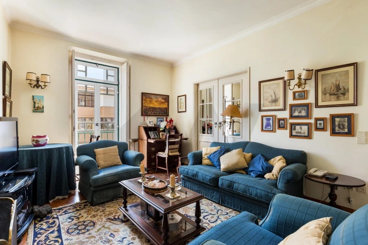 Moradia T6 para Venda em Carcavelos e Parede Foto 4