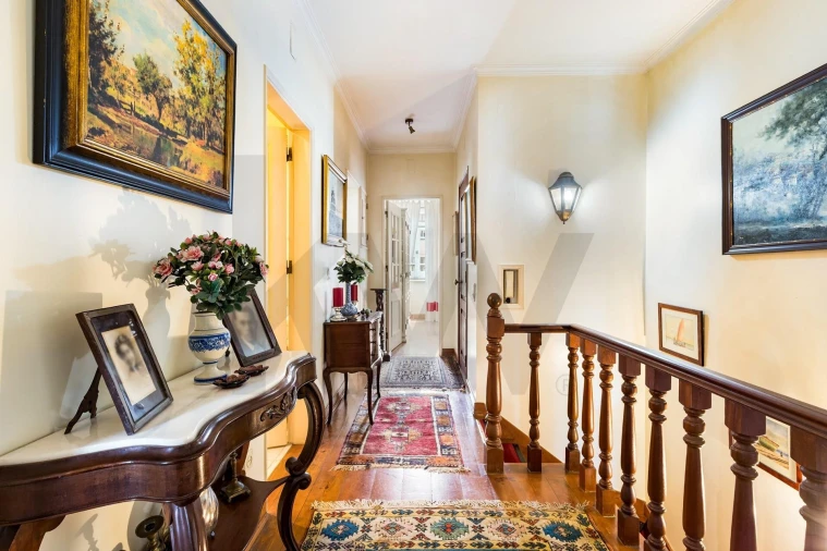 Moradia T6 para Venda em Carcavelos e Parede Foto 15