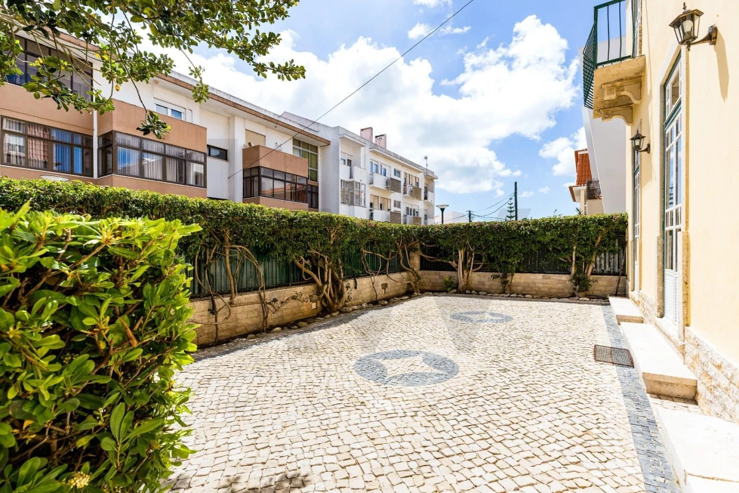 Moradia T6 para Venda em Carcavelos e Parede Foto 30