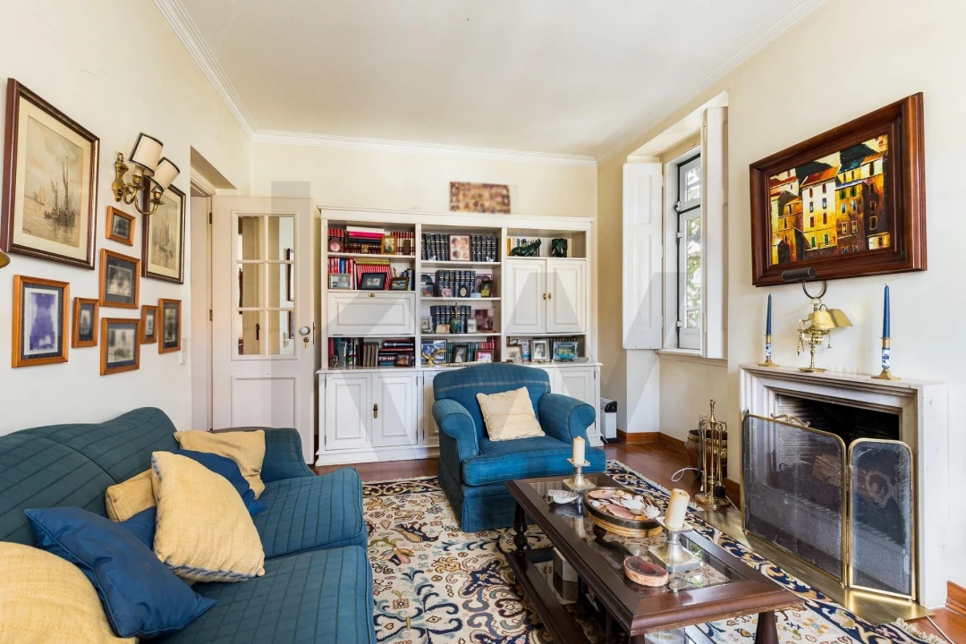 Moradia T6 para Venda em Carcavelos e Parede Foto 5