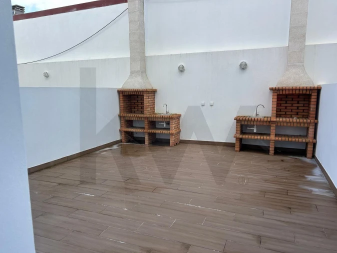 Apartamento T1 para Venda em Cadaval e Pêro Moniz Foto 24