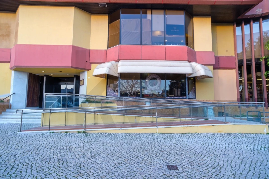 Apartamento T3 para Venda em Oeiras e São Julião da Barra, Paço de Arcos e Caxias Foto 39