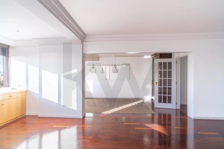 Apartamento T3 para Venda em Oeiras e São Julião da Barra, Paço de Arcos e Caxias Foto 5