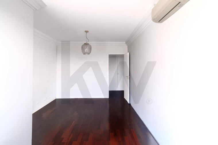 Apartamento T3 para Venda em Oeiras e São Julião da Barra, Paço de Arcos e Caxias Foto 14