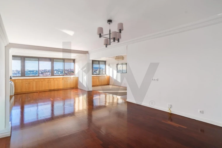 Apartamento T3 para Venda em Oeiras e São Julião da Barra, Paço de Arcos e Caxias Foto 3