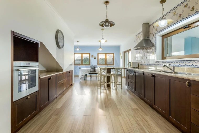 Moradia T4 para Venda em Santa Maria e São Miguel, São Martinho, São Pedro Penaferrim Foto 8