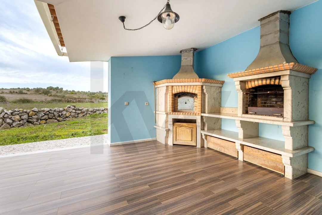 Moradia T4 para Venda em Santa Maria e São Miguel, São Martinho, São Pedro Penaferrim Foto 3