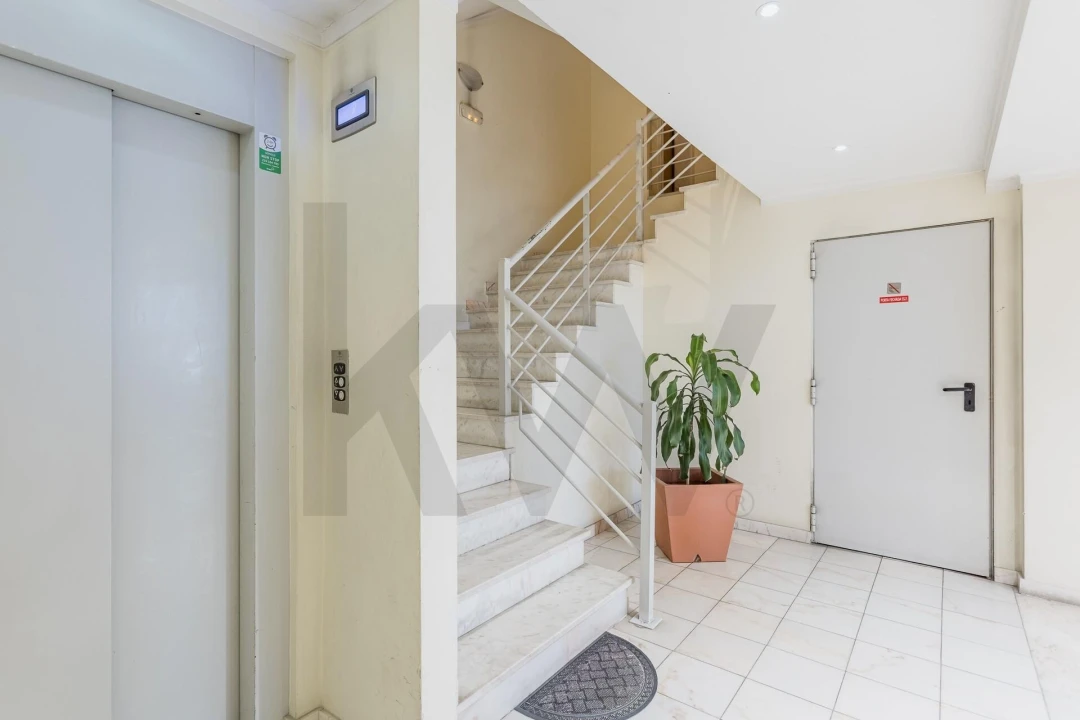 Apartamento T3 para Venda em Santa Maria, São Pedro e Matacães Foto 30