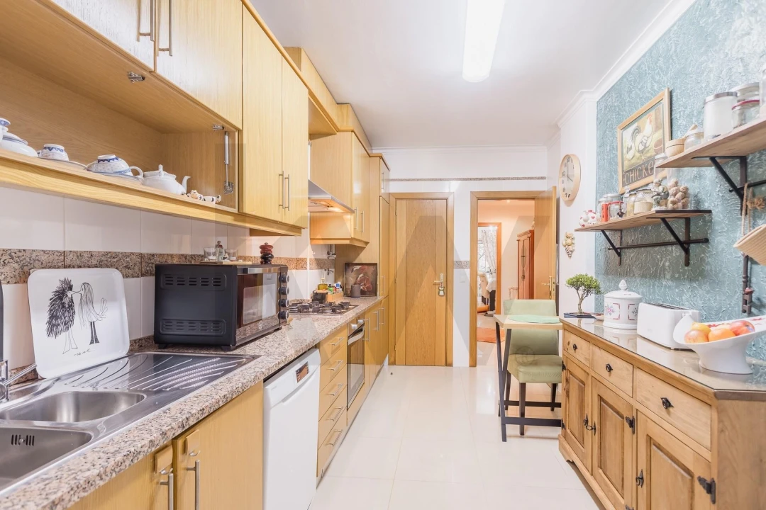Apartamento T3 para Venda em Santa Maria, São Pedro e Matacães Foto 15