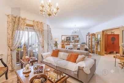 Apartamento T3 para Venda em Santa Maria, São Pedro e Matacães